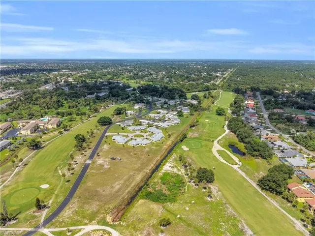 9 Regency Ct, Lehigh Acres, Florida 33936