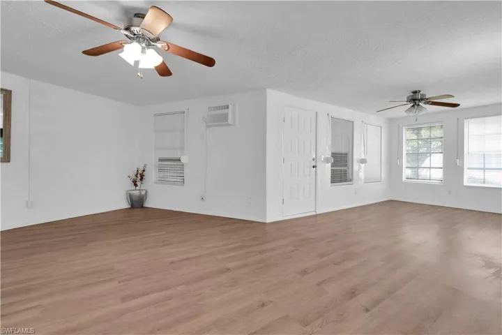 9 Regency Ct, Lehigh Acres, Florida 33936