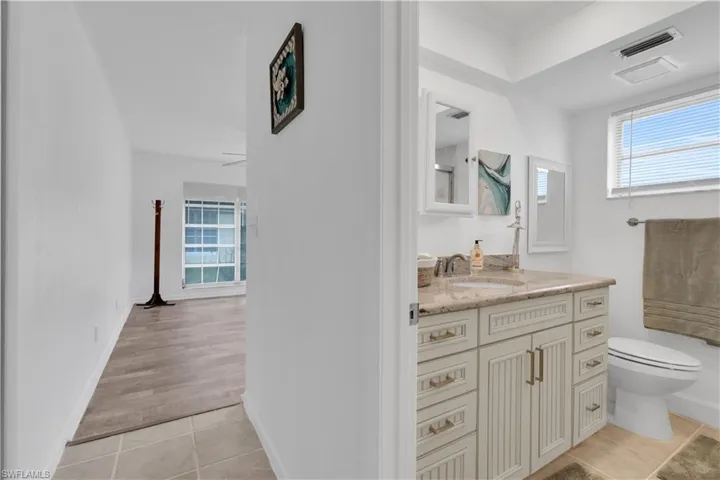 9 Regency Ct, Lehigh Acres, Florida 33936