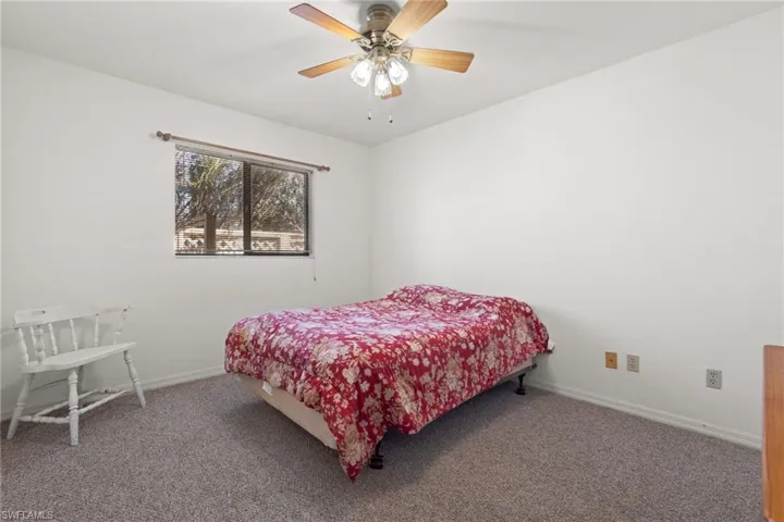 122 NE 20th PL, CAPE CORAL FL 33909