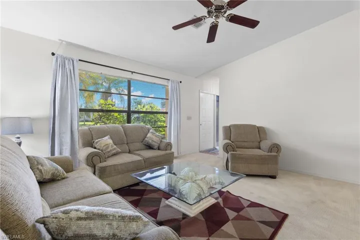 122 NE 20th PL, CAPE CORAL FL 33909
