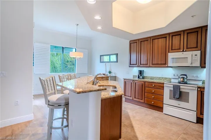 1045 Sandpiper St G203, Naples, Florida 34102
