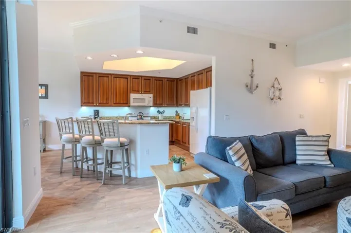 1045 Sandpiper St G203, Naples, Florida 34102