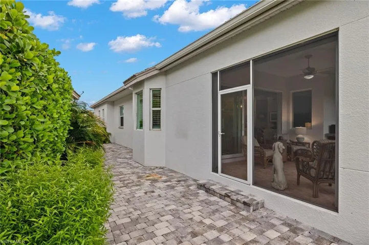 1737  York Island  DR, Naples, FL 34112