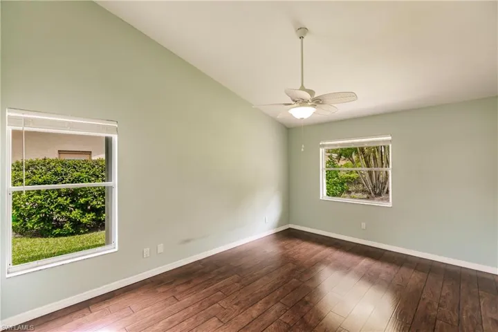 917 Charlemagne Blvd, Naples Fl 34112