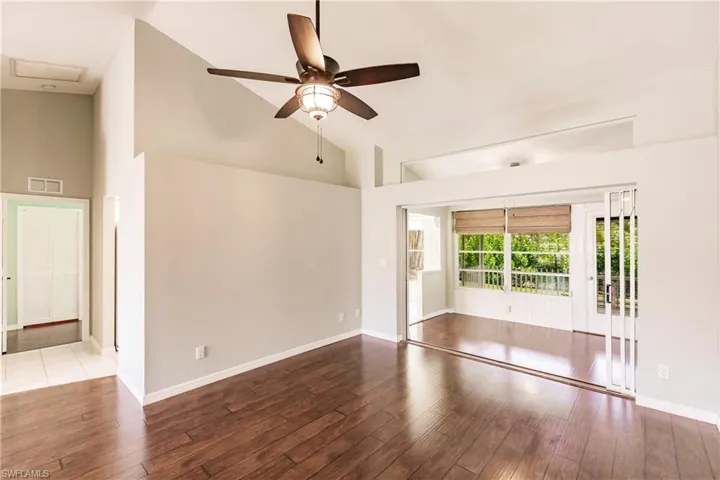 917 Charlemagne Blvd, Naples Fl 34112