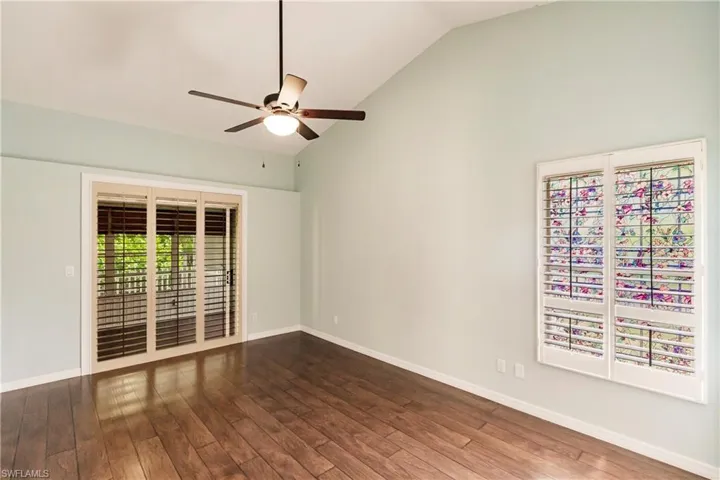 917 Charlemagne Blvd, Naples Fl 34112