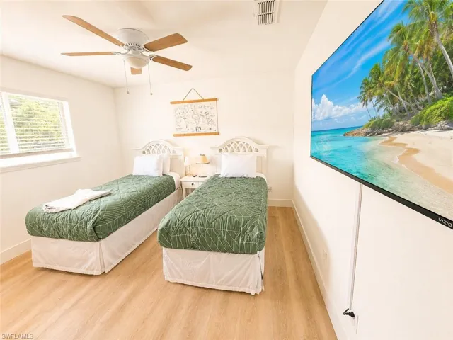 3659 Riviera Cir, Bonita Springs, Florida 34134