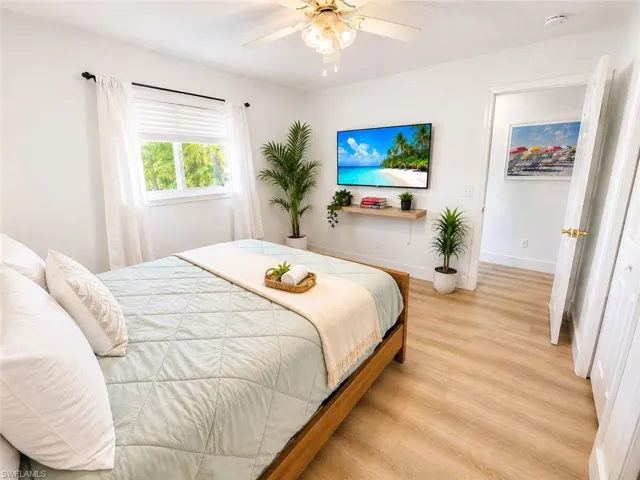 3659 Riviera Cir, Bonita Springs, Florida 34134