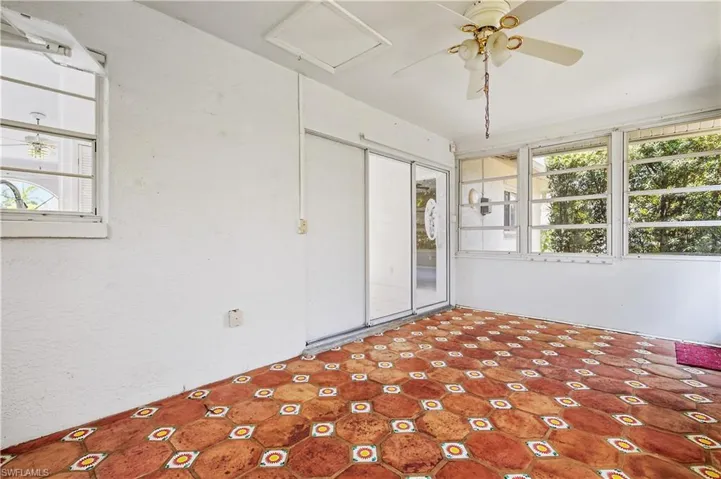1513 Sw 44th St, Cape Coral, Florida 33914