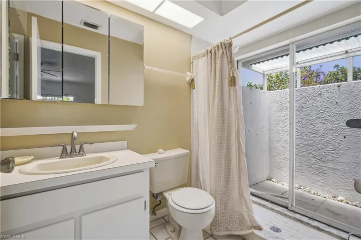 1513 Sw 44th St, Cape Coral, Florida 33914