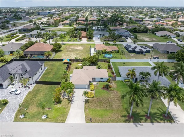 1513 Sw 44th St, Cape Coral, Florida 33914