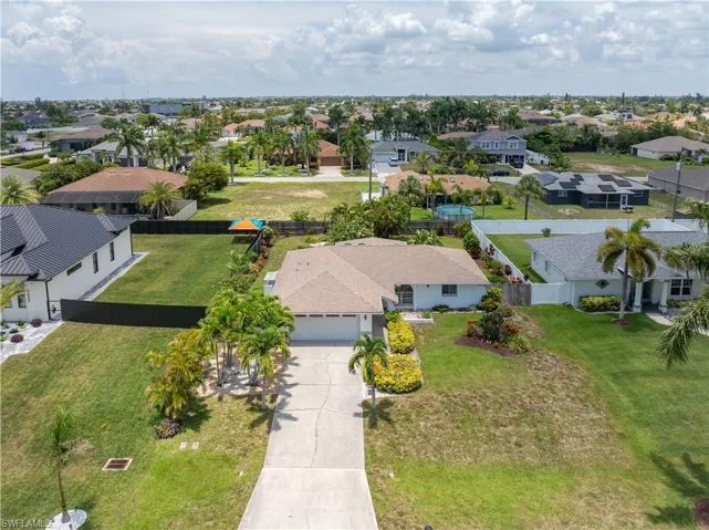 1513 Sw 44th St, Cape Coral, Florida 33914
