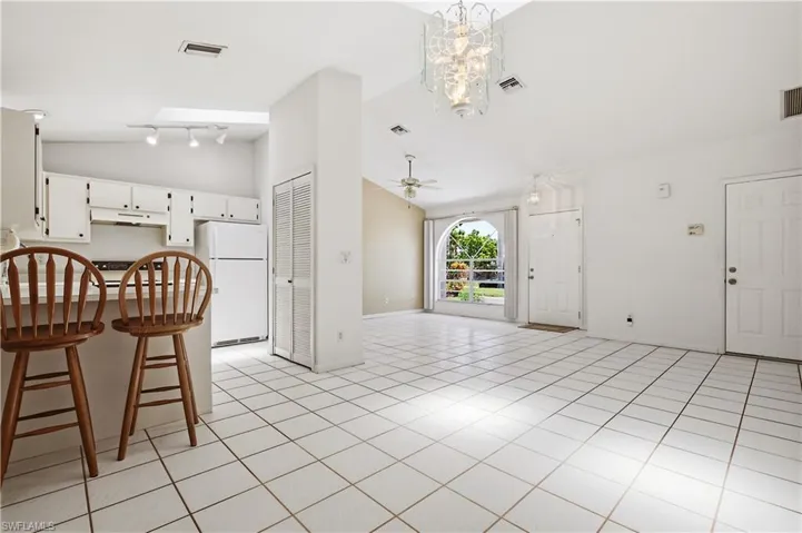 1513 Sw 44th St, Cape Coral, Florida 33914
