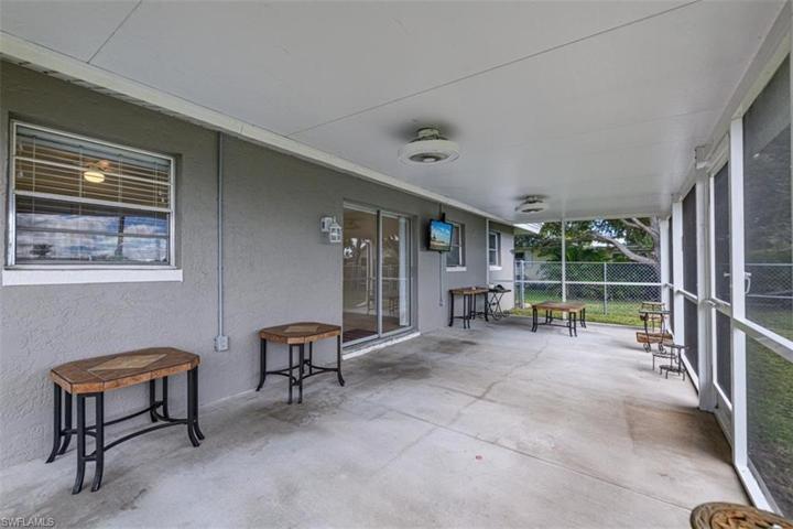 12 x 30 Lanai