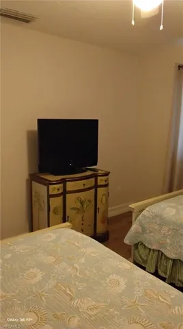 1749 Bikini Ct, Cape Coral, Florida 33904