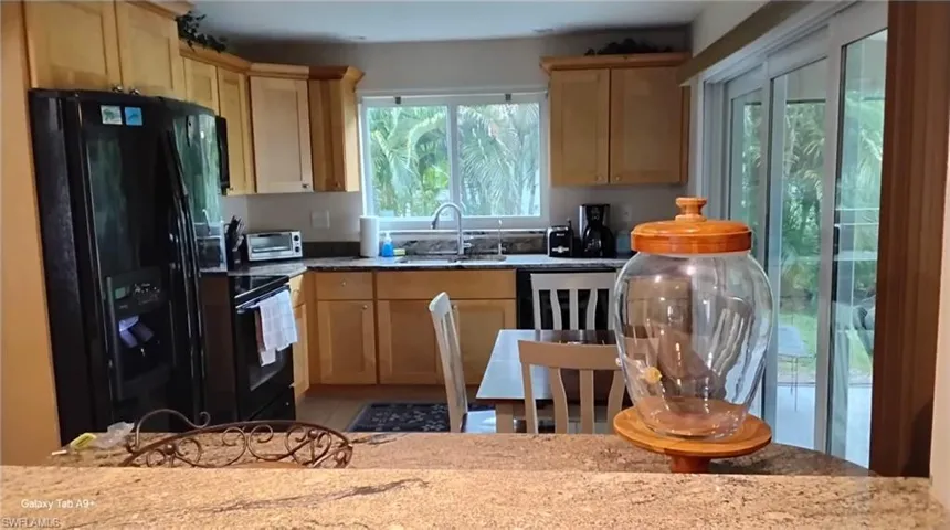 1749 Bikini Ct, Cape Coral, Florida 33904