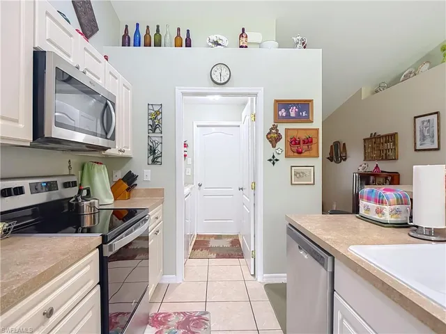 2610 53rd St W, Lehigh Acres, Florida 33971