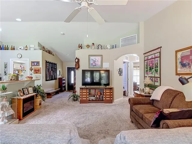 2610 53rd St W, Lehigh Acres, Florida 33971