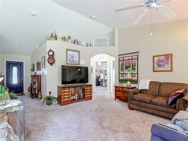 2610 53rd St W, Lehigh Acres, Florida 33971