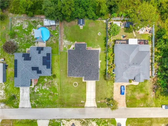 2610 53rd St W, Lehigh Acres, Florida 33971