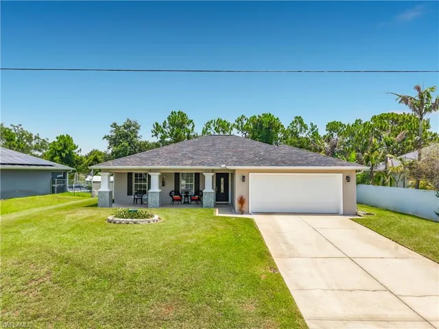 2610 53rd St W, Lehigh Acres, Florida 33971