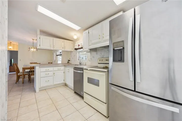 370 Nicklaus Blvd, North Fort Myers, Florida 33903