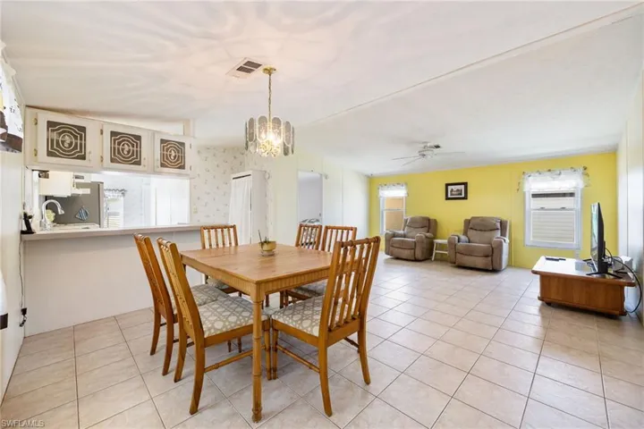370 Nicklaus Blvd, North Fort Myers, Florida 33903