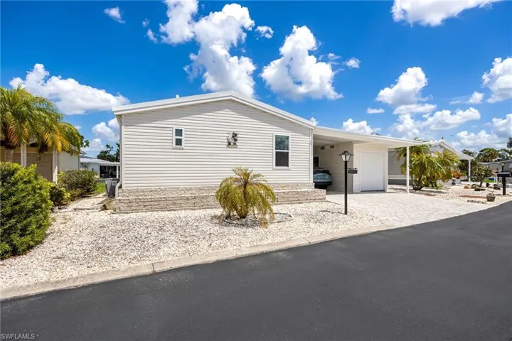 370 Nicklaus Blvd, North Fort Myers, Florida 33903