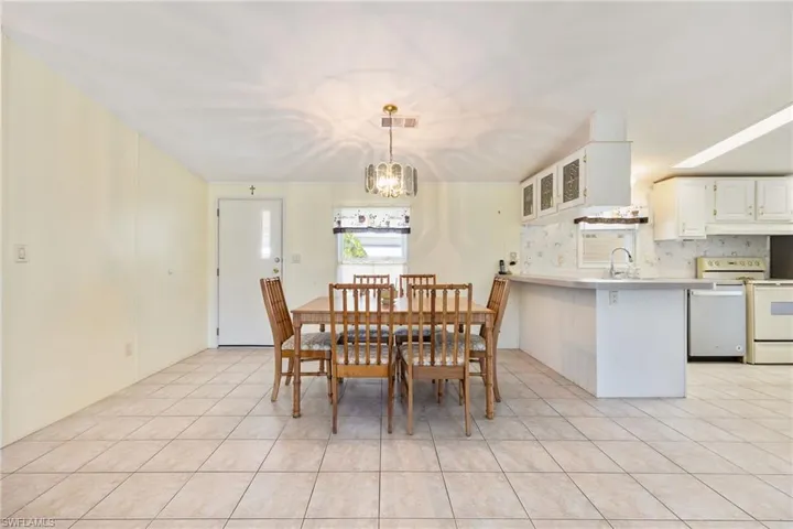 370 Nicklaus Blvd, North Fort Myers, Florida 33903