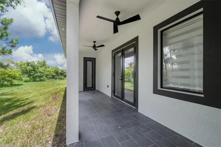 3510  9th W CT, Lehigh Acres, FL 33971