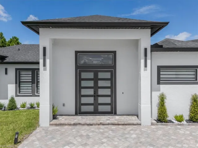 3510  9th W CT, Lehigh Acres, FL 33971