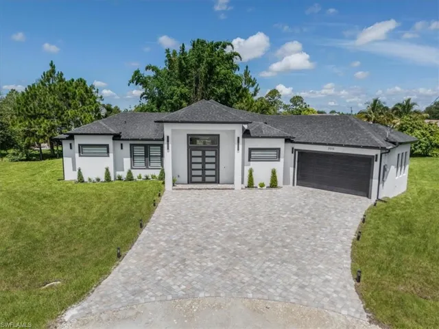 3510  9th W CT, Lehigh Acres, FL 33971