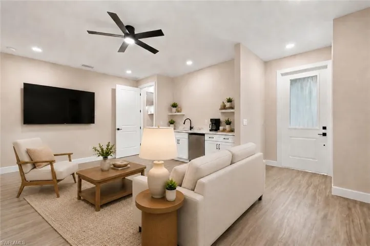 Suite Living Virtual Staging