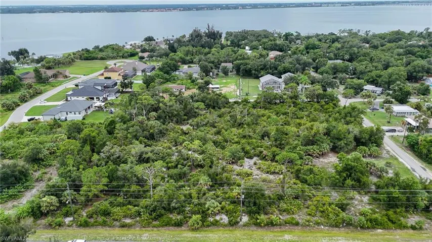 1910 Banana St, Port Charlotte, Florida 33980