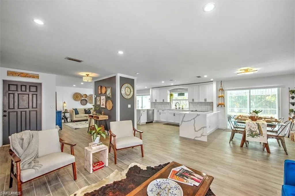 532 Se 36th St, Cape Coral, Florida 33904, 3 Bedrooms Bedrooms, ,3 BathroomsBathrooms,Residential,For Sale,36th,225063440