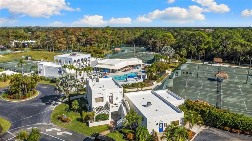 3324  Olympic  DR, Naples, FL 34105