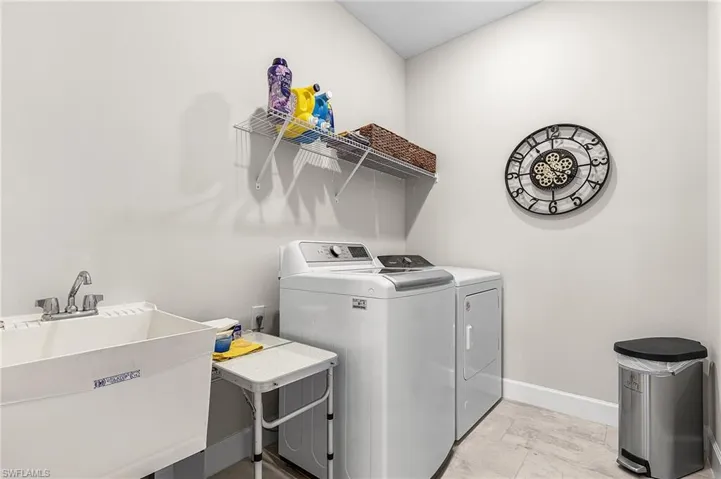 7100 Del Webb Oak Creek Blvd N, North Fort Myers, Florida 33917