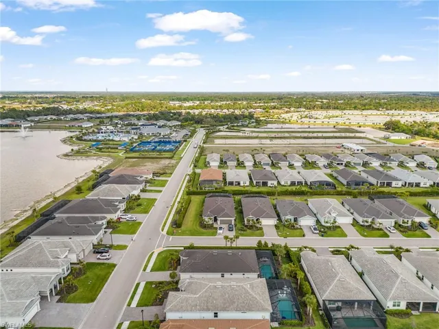 7100 Del Webb Oak Creek Blvd N, North Fort Myers, Florida 33917