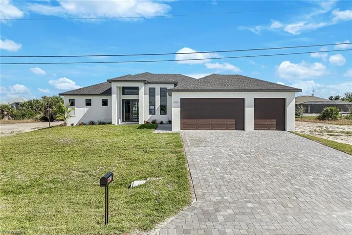 4 bedroom 3bath home 3 car garage