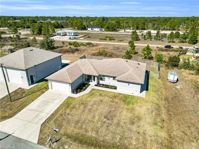 Aerial view of property and surrounding area