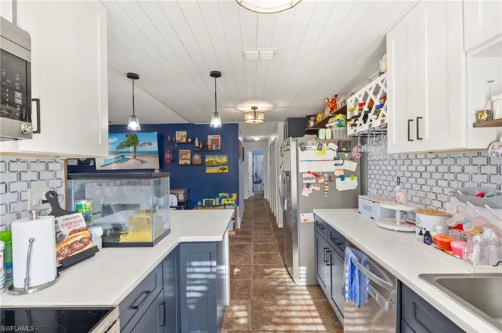 1165  Palm  AVE, North Fort Myers, FL 33903