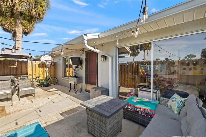 1165  Palm  AVE, North Fort Myers, FL 33903