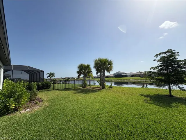 3929 Hampton Cir, Alva, Florida 33920