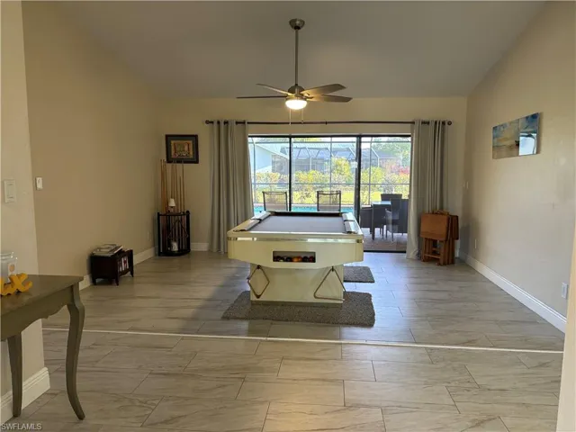 Picture prior current tenant. Family room