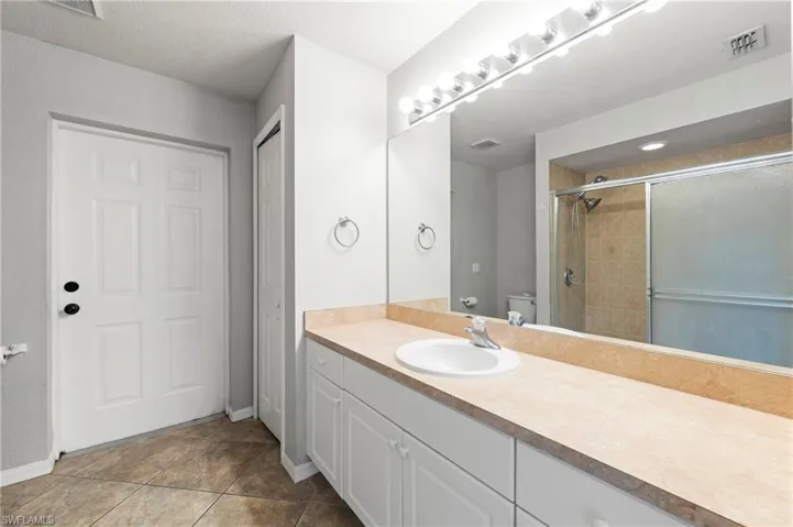 2021 Nw Juanita Pl, Cape Coral, Florida 33993