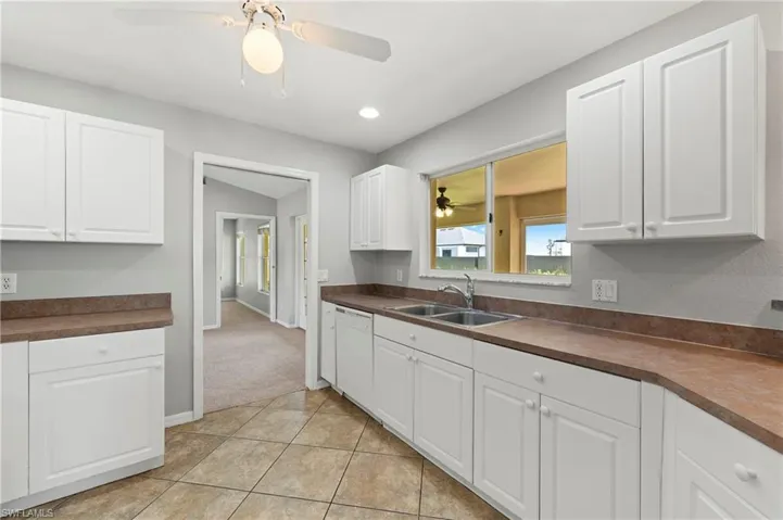 2021 Nw Juanita Pl, Cape Coral, Florida 33993