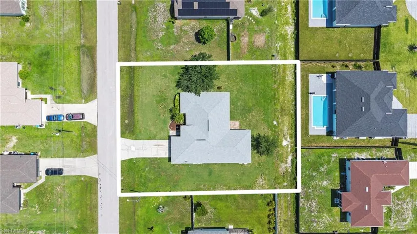 2021 Nw Juanita Pl, Cape Coral, Florida 33993