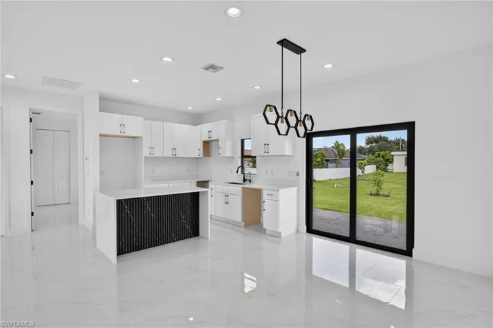 3000 40th St Sw, Lehigh Acres, Florida 33976
