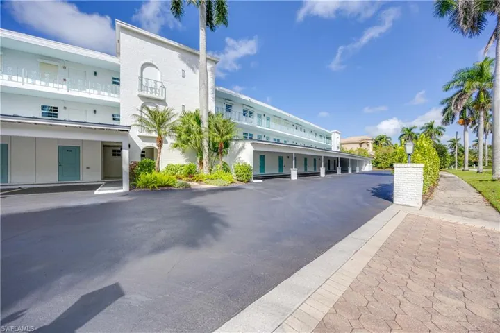 Carport entrance area